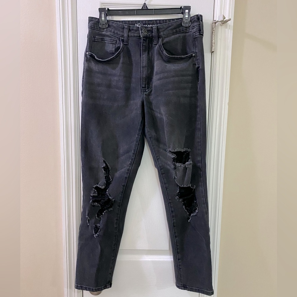 Ripped boyfriend jeans